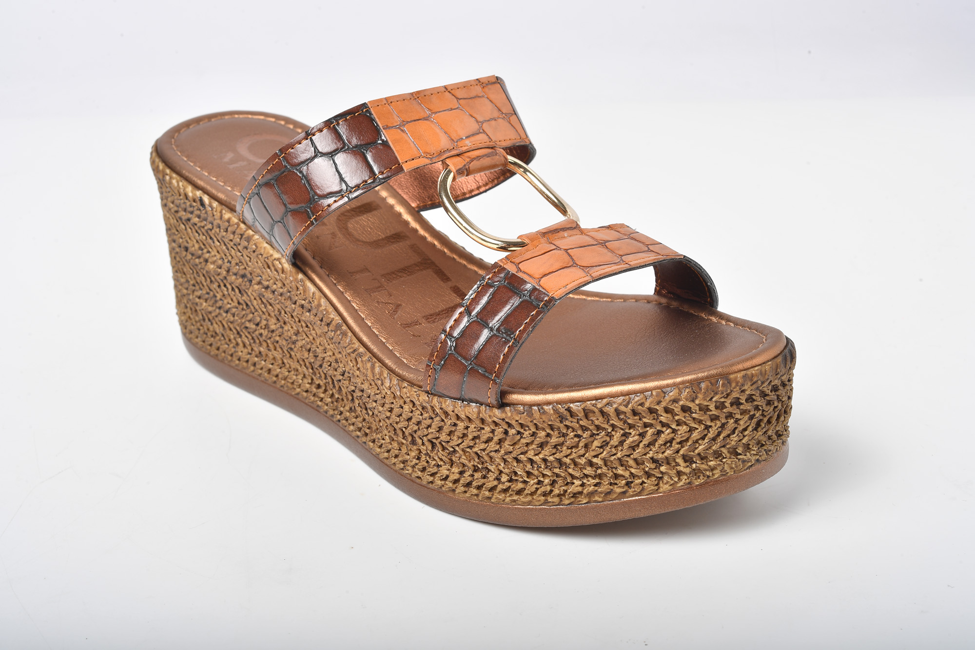 21072_tmoro-bronzo_02